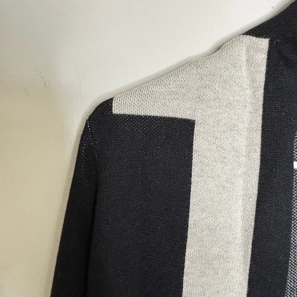 BN9 Vertigo Colorblock Long Cardigan Open Knit Black XS NWT‎